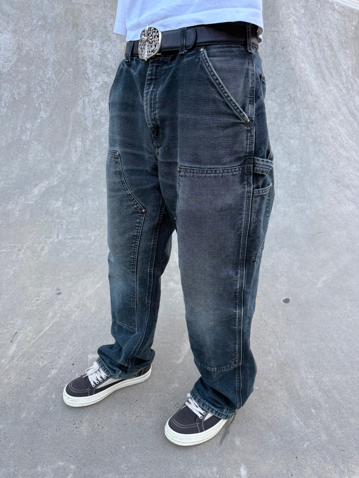 Faded and Thrashed Black Double Knee | 34x30