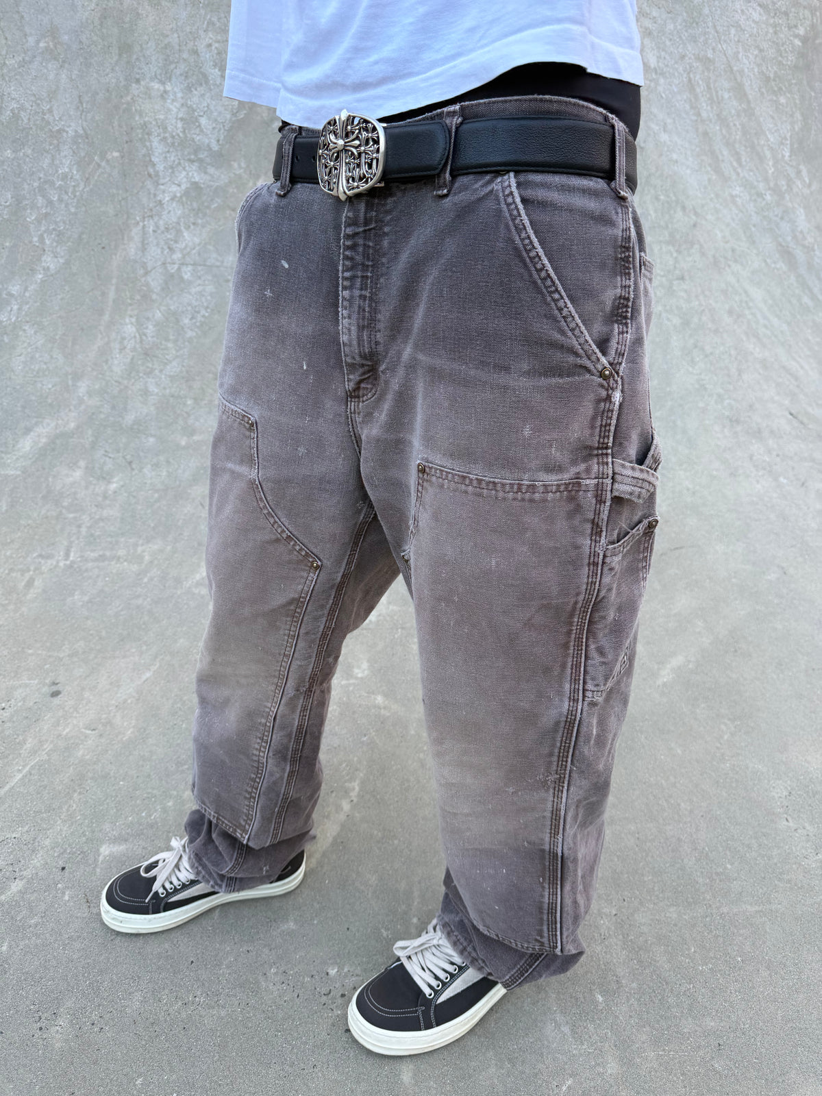 Faded and Thrashed Brown Double Knee | 34x34