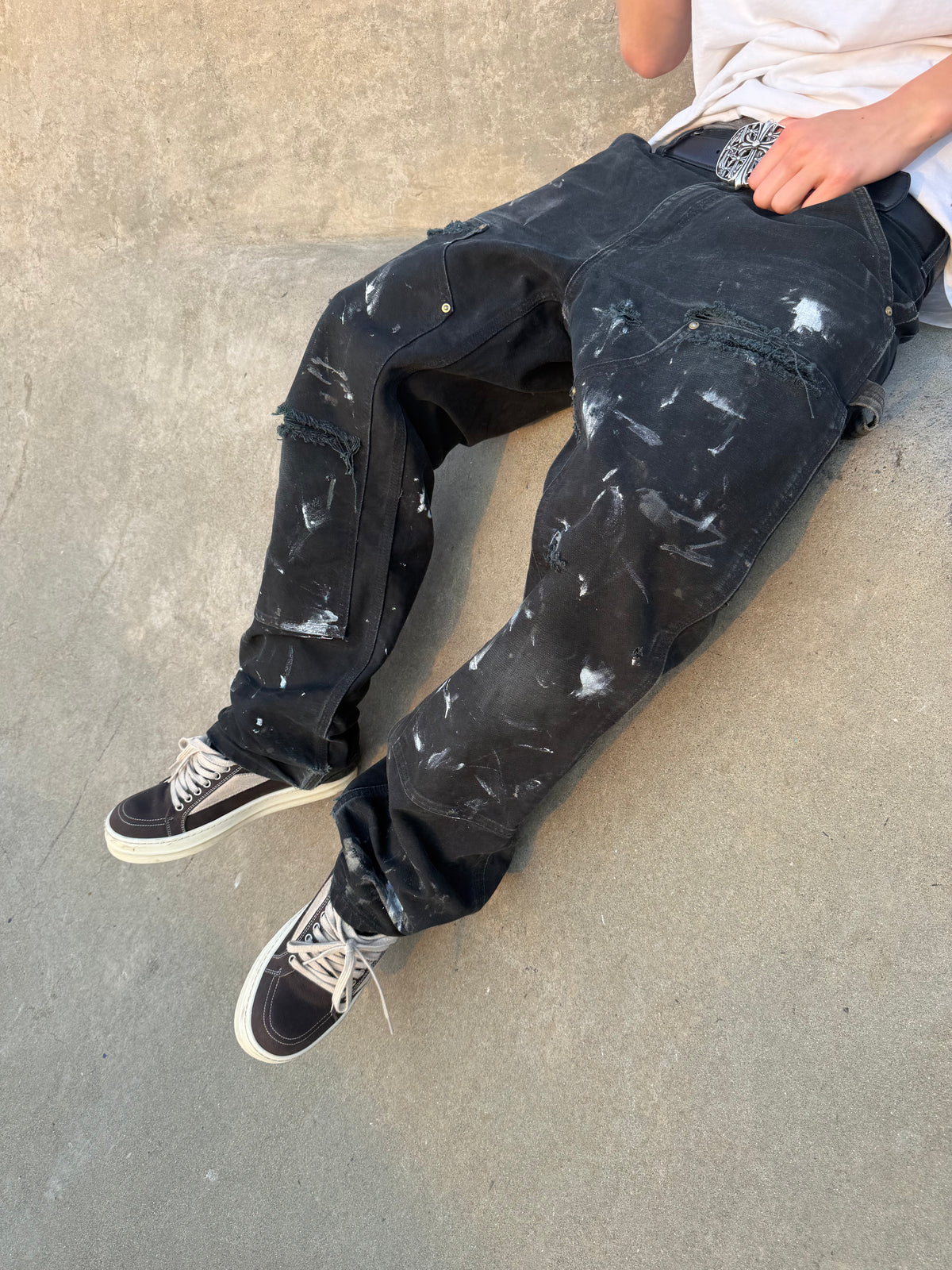 Faded and Thrashed Black Double Knee | 31x30
