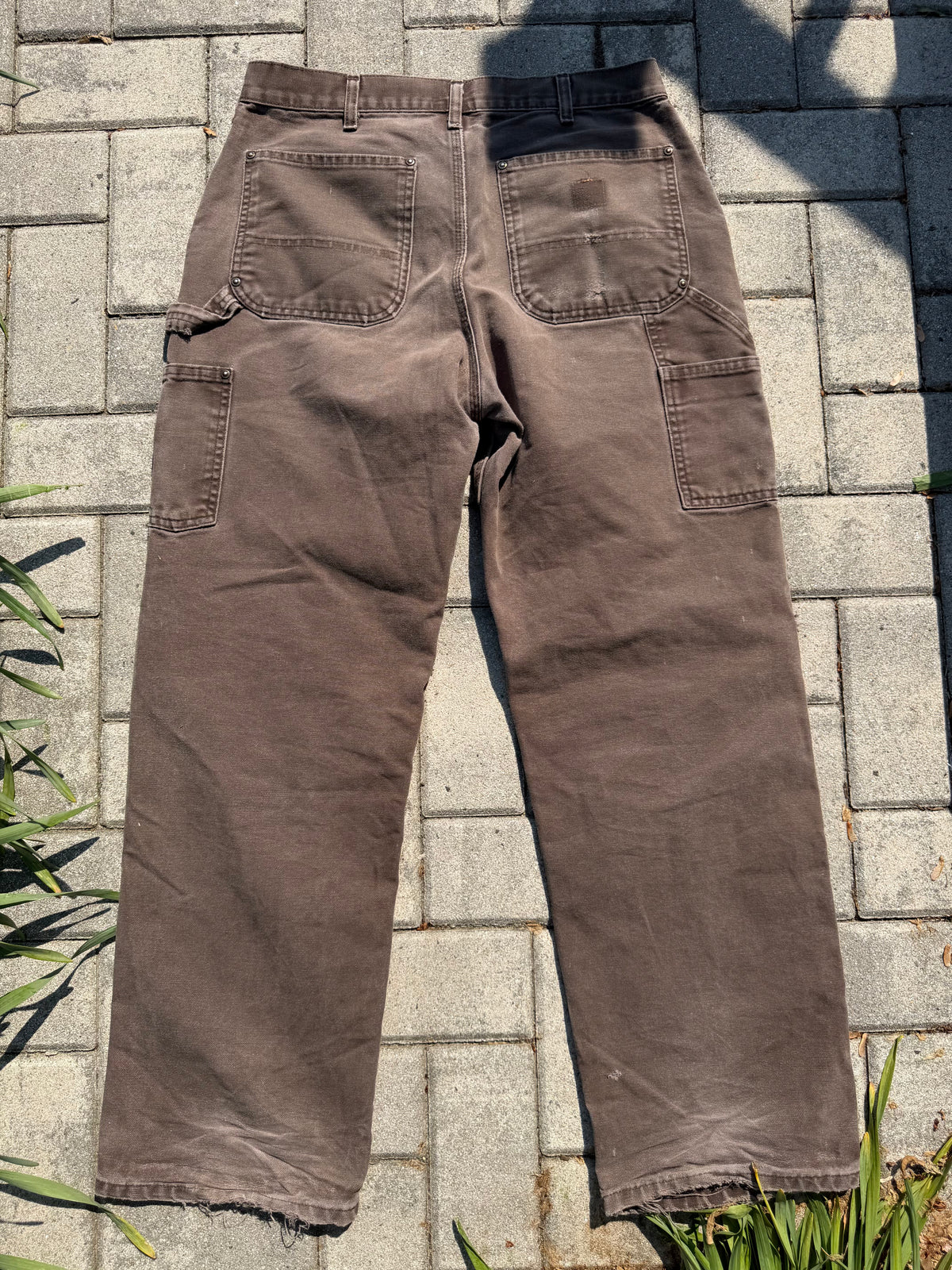 Faded and Thrashed Brown Double Knee | 32x32