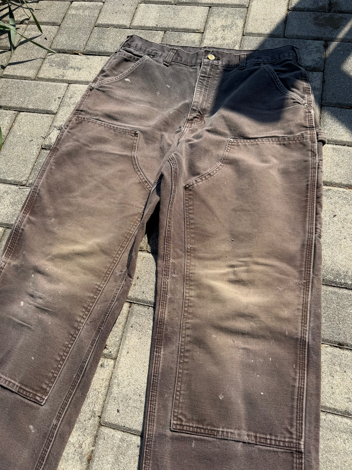 Faded and Thrashed Brown Double Knee | 34x34