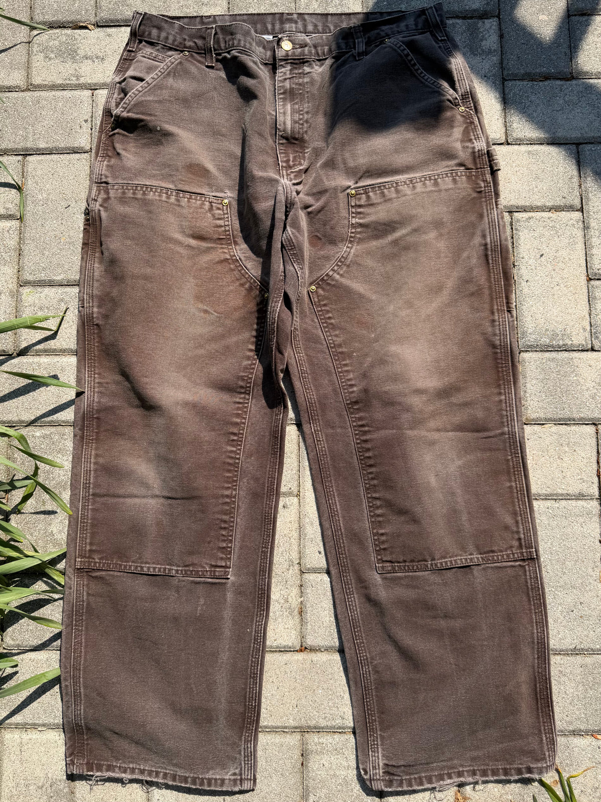 Faded and Thrashed Brown Double Knee | 38x32