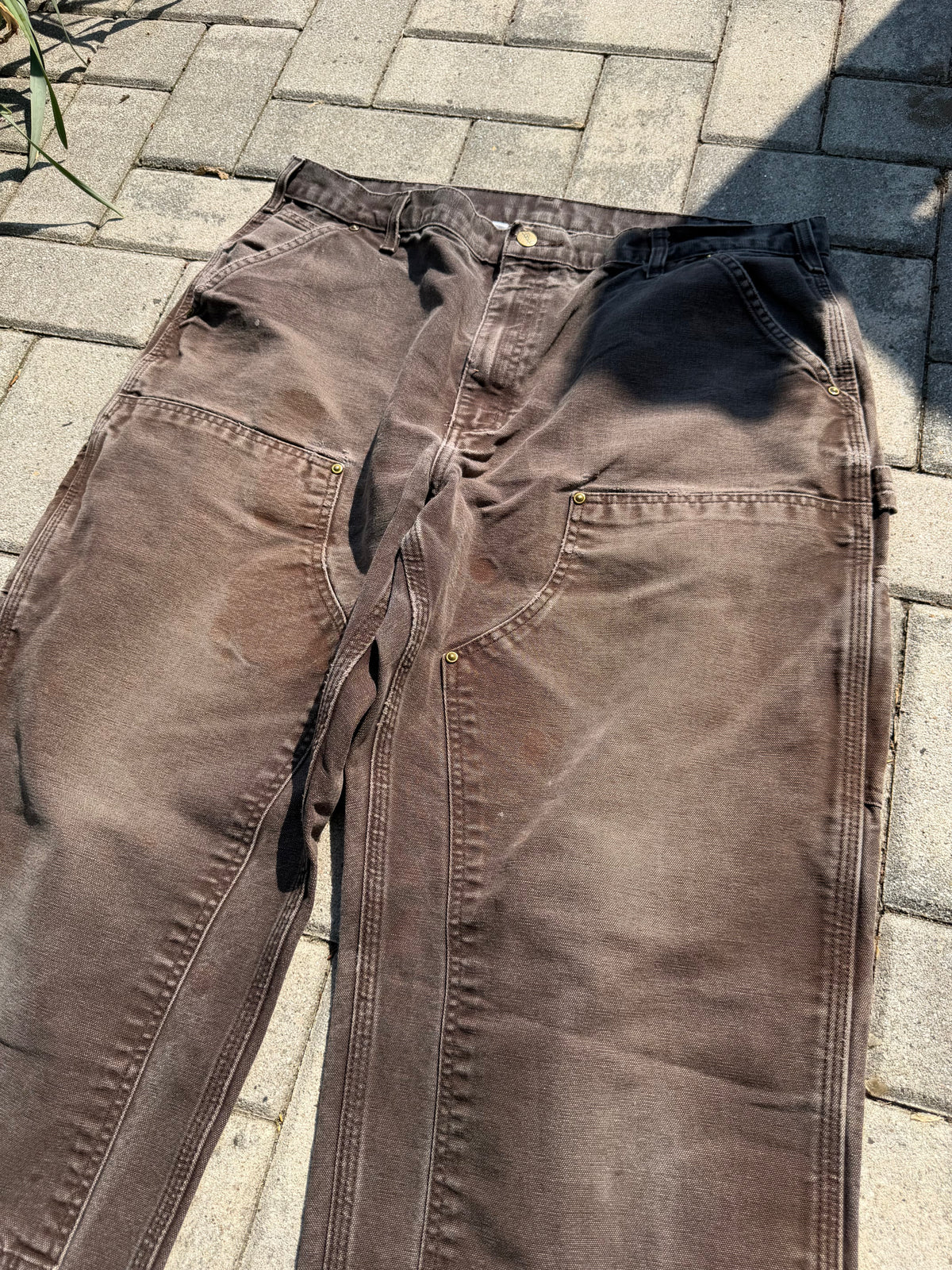 Faded and Thrashed Brown Double Knee | 38x32