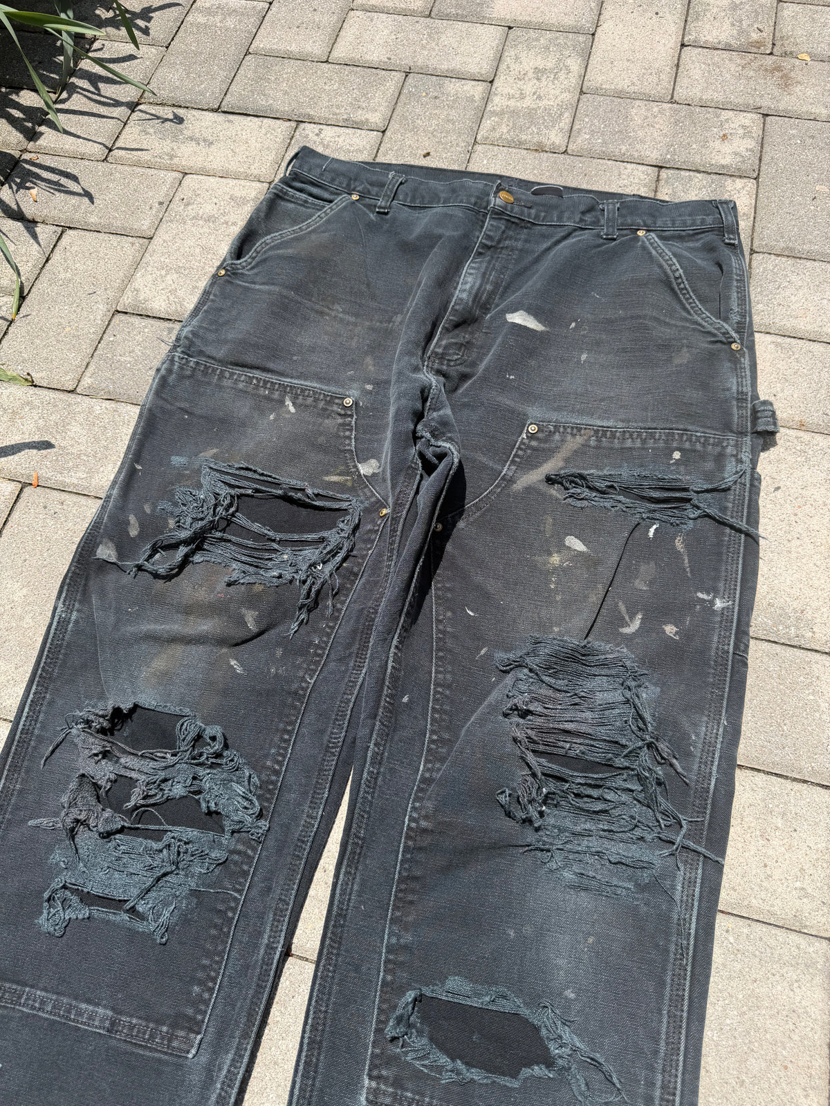 Faded and Thrashed Black Double Knee | 36x30