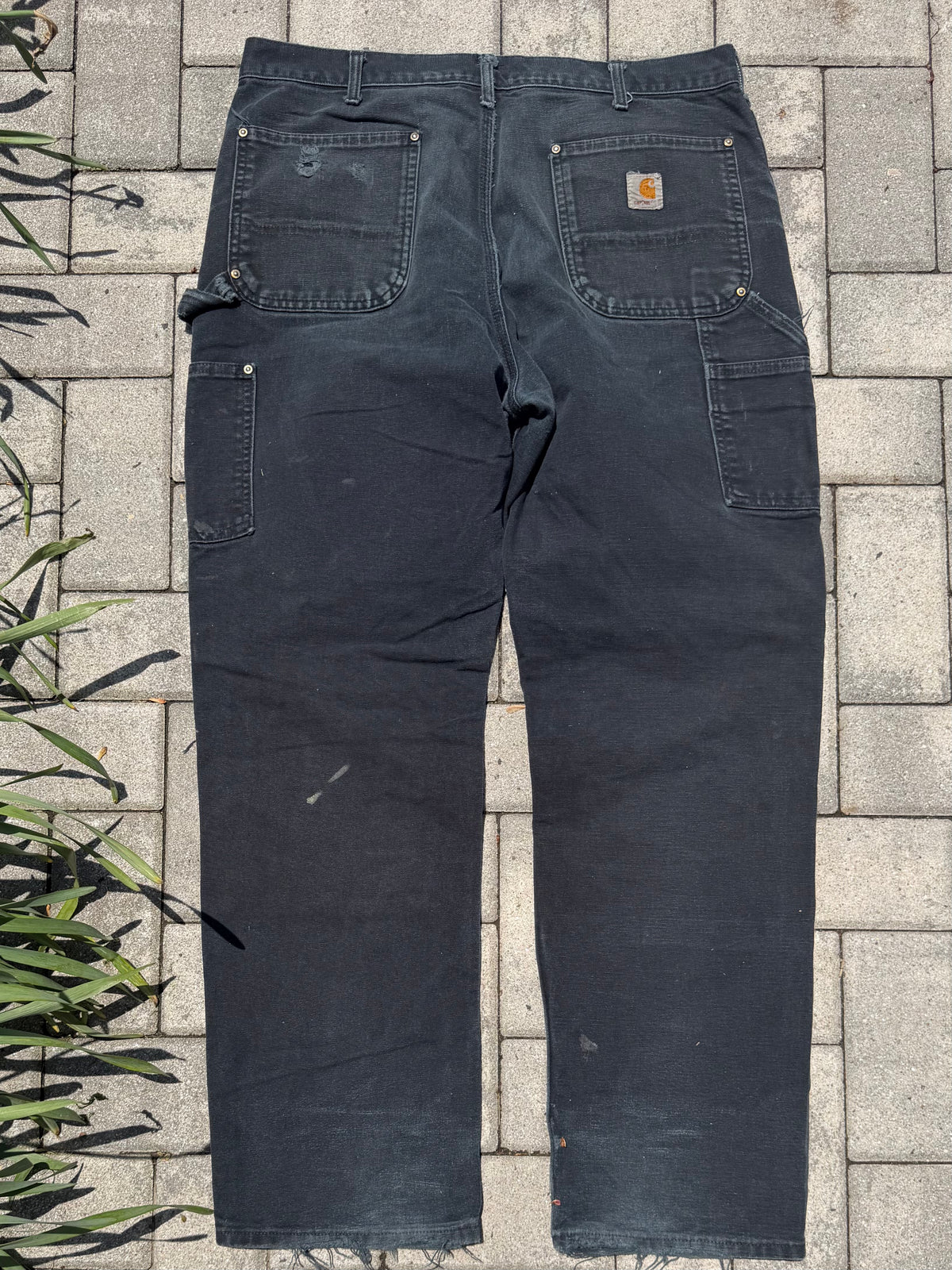 Faded and Thrashed Black Double Knee | 36x30