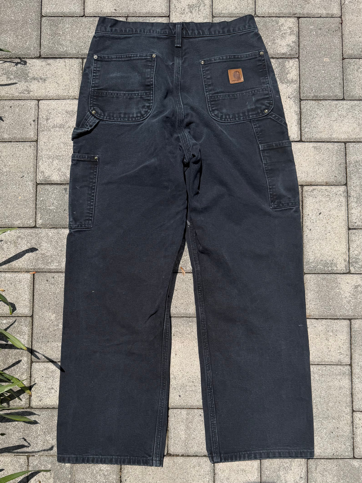 Faded and Thrashed Black Double Knee | 30x30