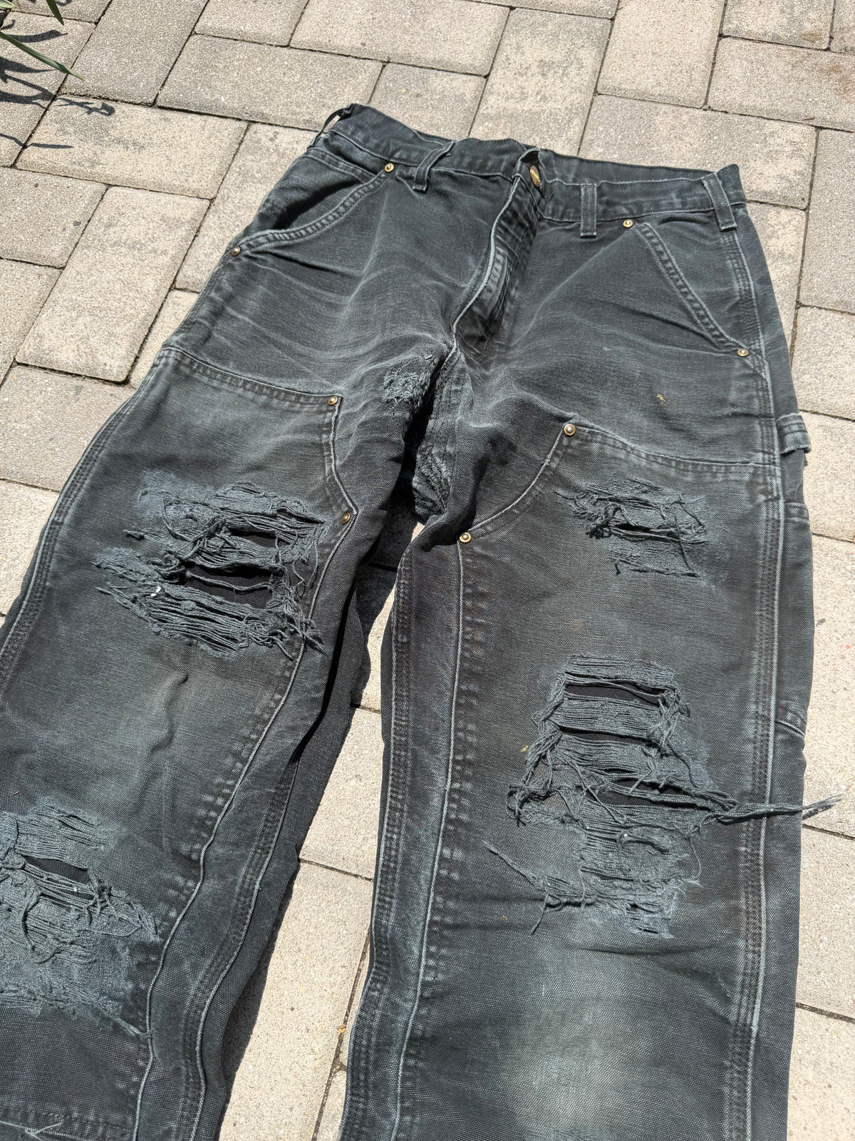 Faded and Thrashed Black Double Knee | 31x30