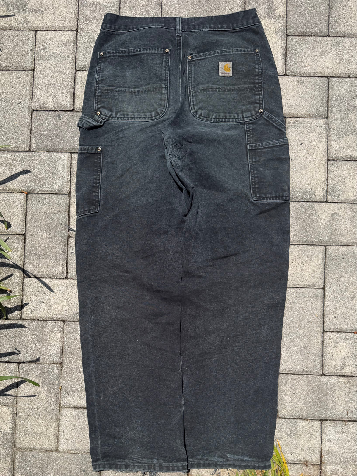 Faded and Thrashed Black Double Knee | 31x30