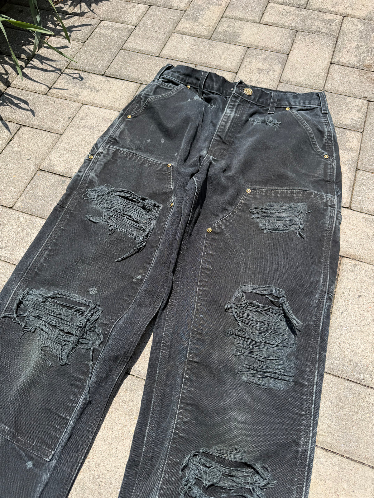 Faded and Thrashed Black Double Knee | 30x34