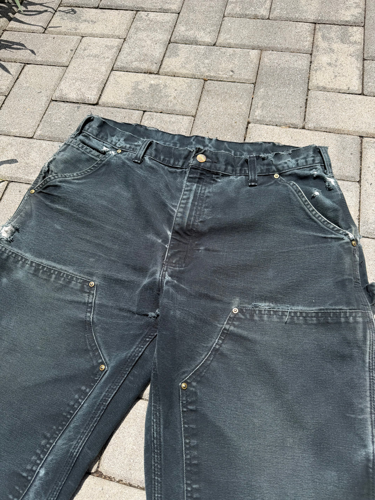 Faded and Thrashed Black Double Knee Short | 34
