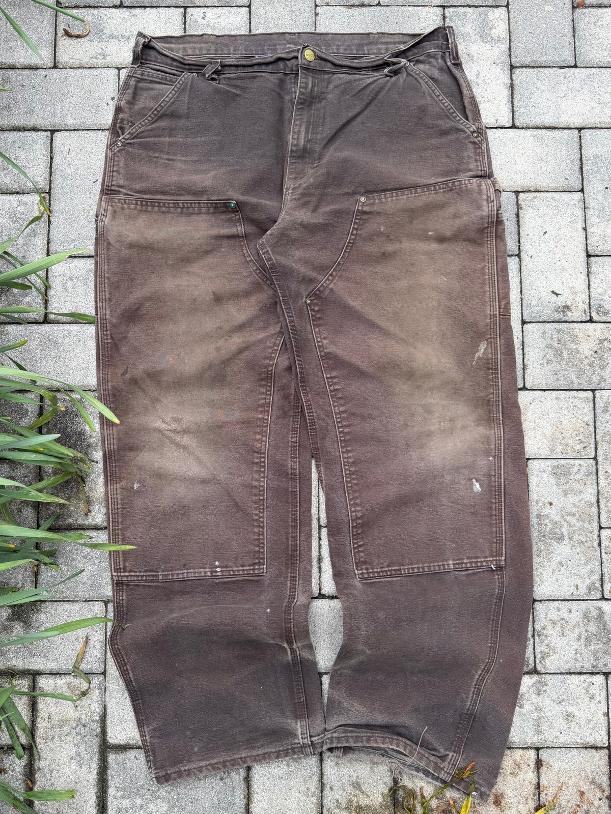 Faded and Thrashed Brown Double Knee | 38x32
