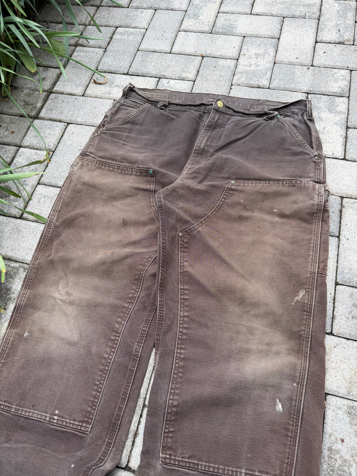 Faded and Thrashed Brown Double Knee | 38x32